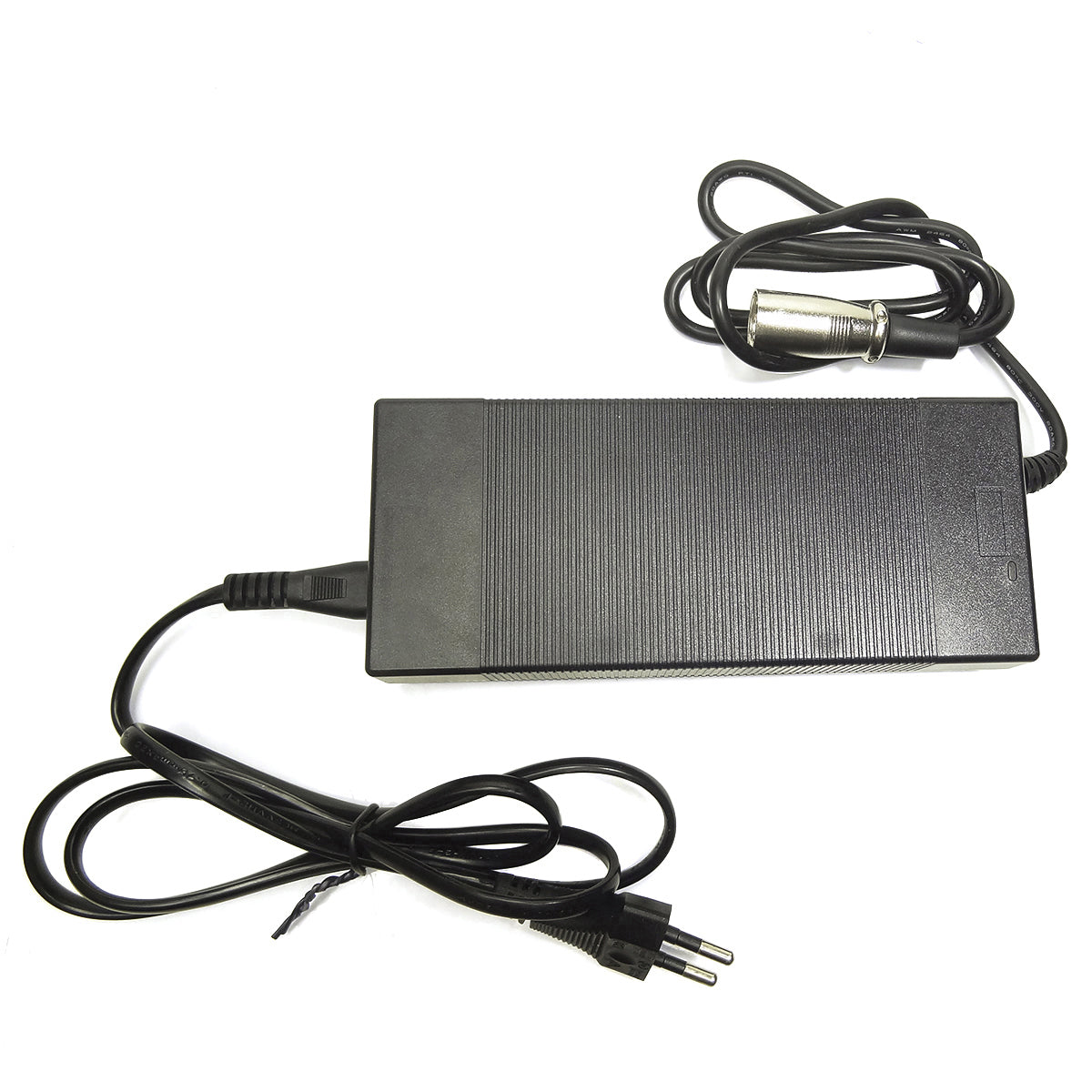 Carregador Bateria Chumbo 48V 1.8A Plug XLR 3 Pinos